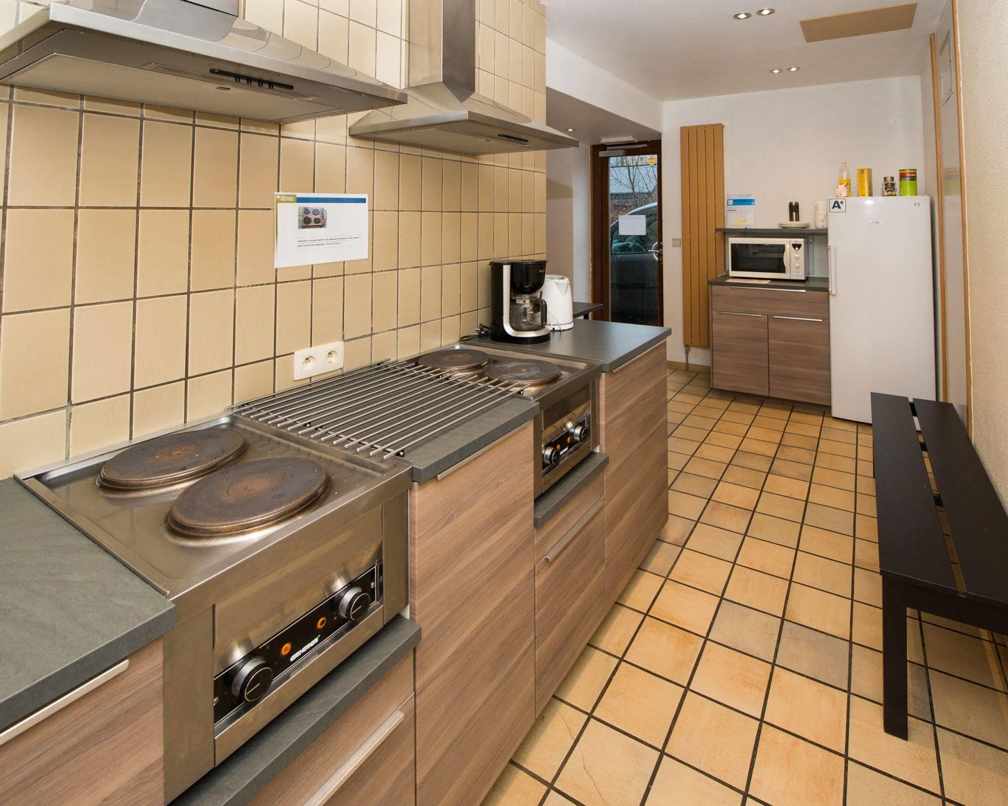 Auberge De Jeunesse De La Roche - Champlon Tenneville Dış mekan fotoğraf